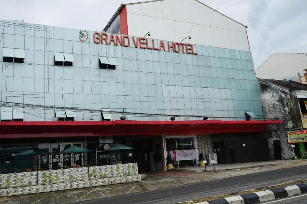Grand Vella Hotel Pangkal Pinang Zewnętrze zdjęcie