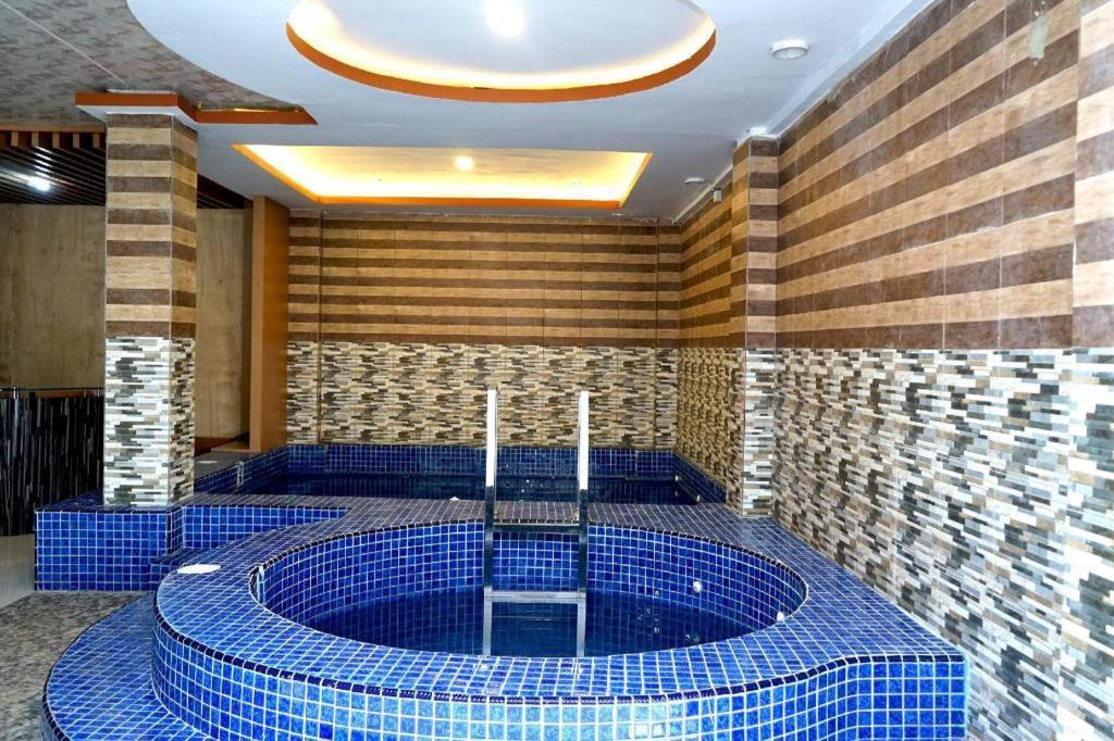 Grand Vella Hotel Pangkal Pinang Zewnętrze zdjęcie